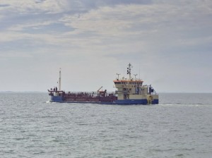 TSHD-Magni-R-dragagem ao largo da costa de Blavand-1024x765